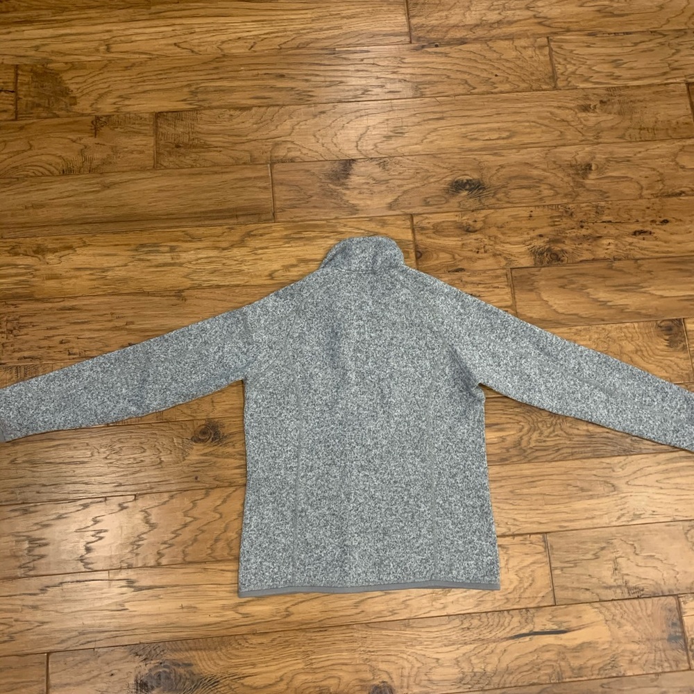 Grey Patagonia Half-Zip (small) - Picture 4 of 5